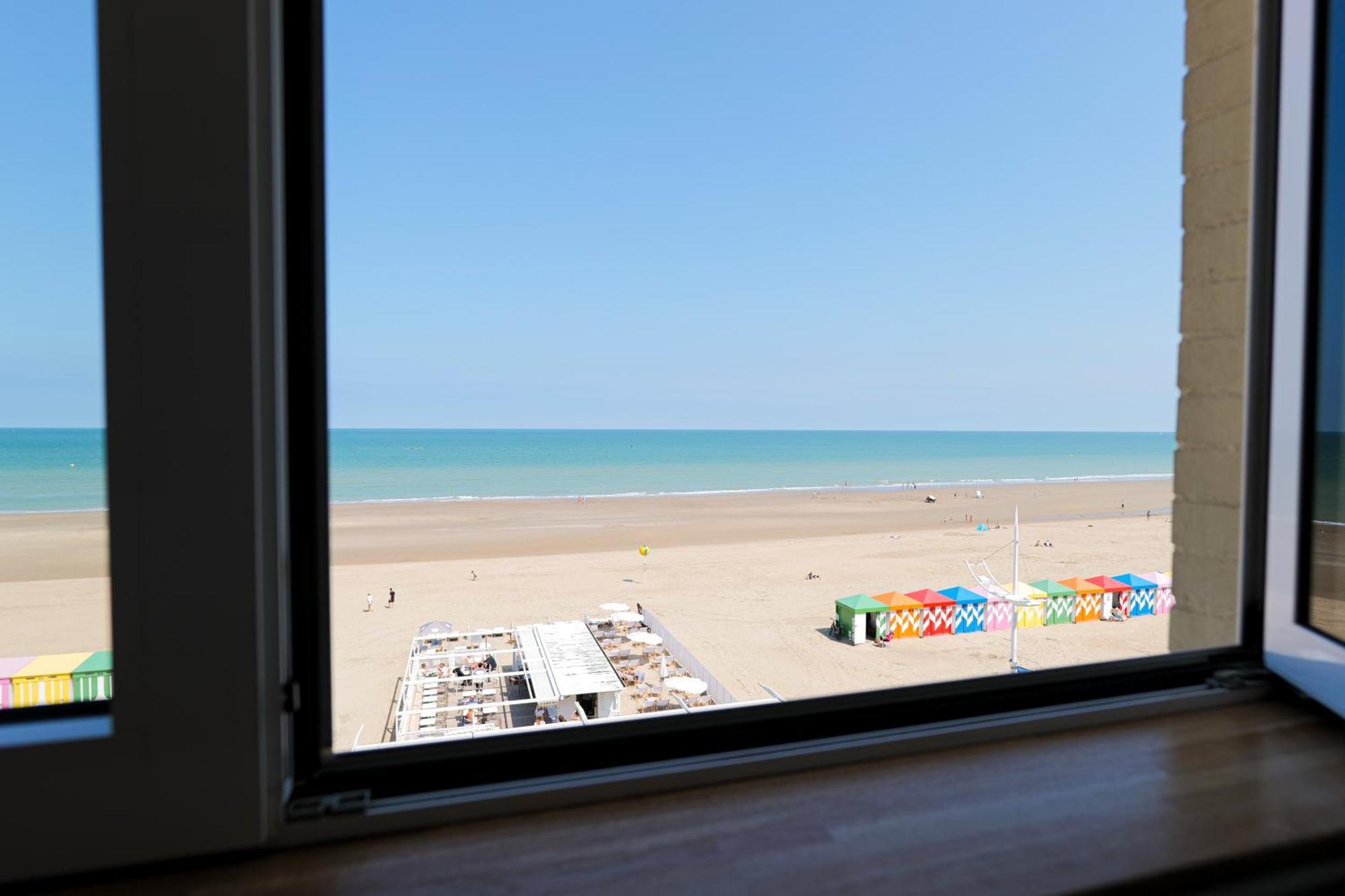 Hotel Merveilleux Cote Mer Duinkerke Buitenkant foto