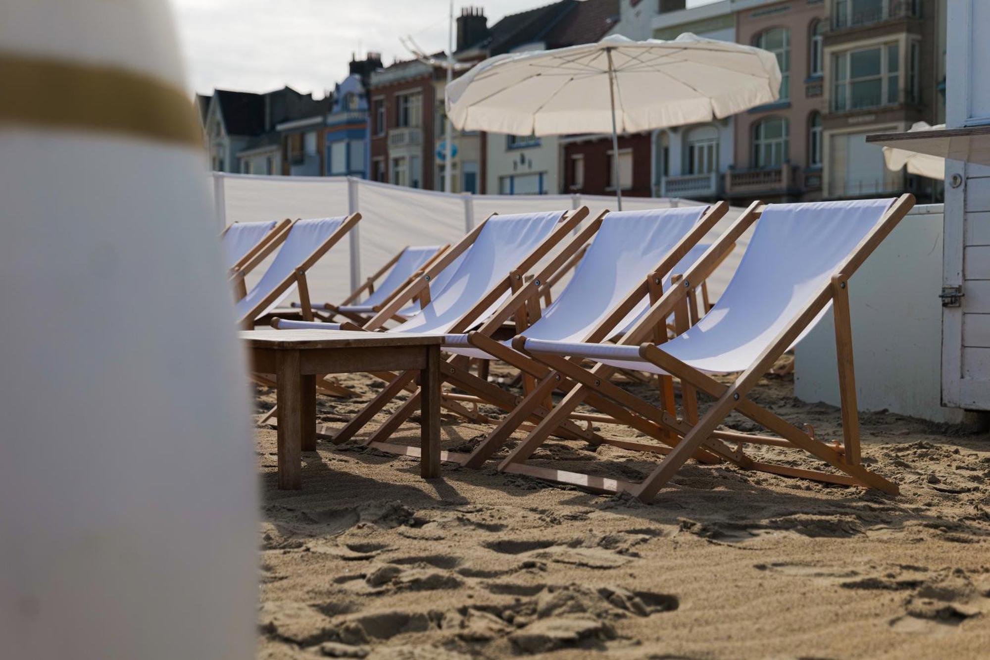 Hotel Merveilleux Cote Mer Duinkerke Buitenkant foto