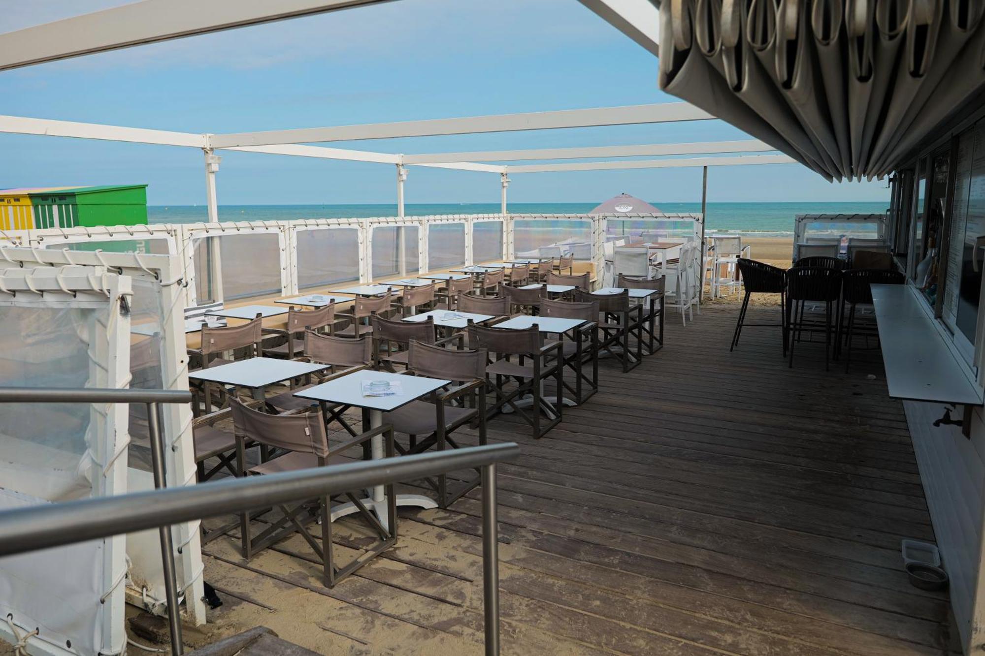 Hotel Merveilleux Cote Mer Duinkerke Buitenkant foto