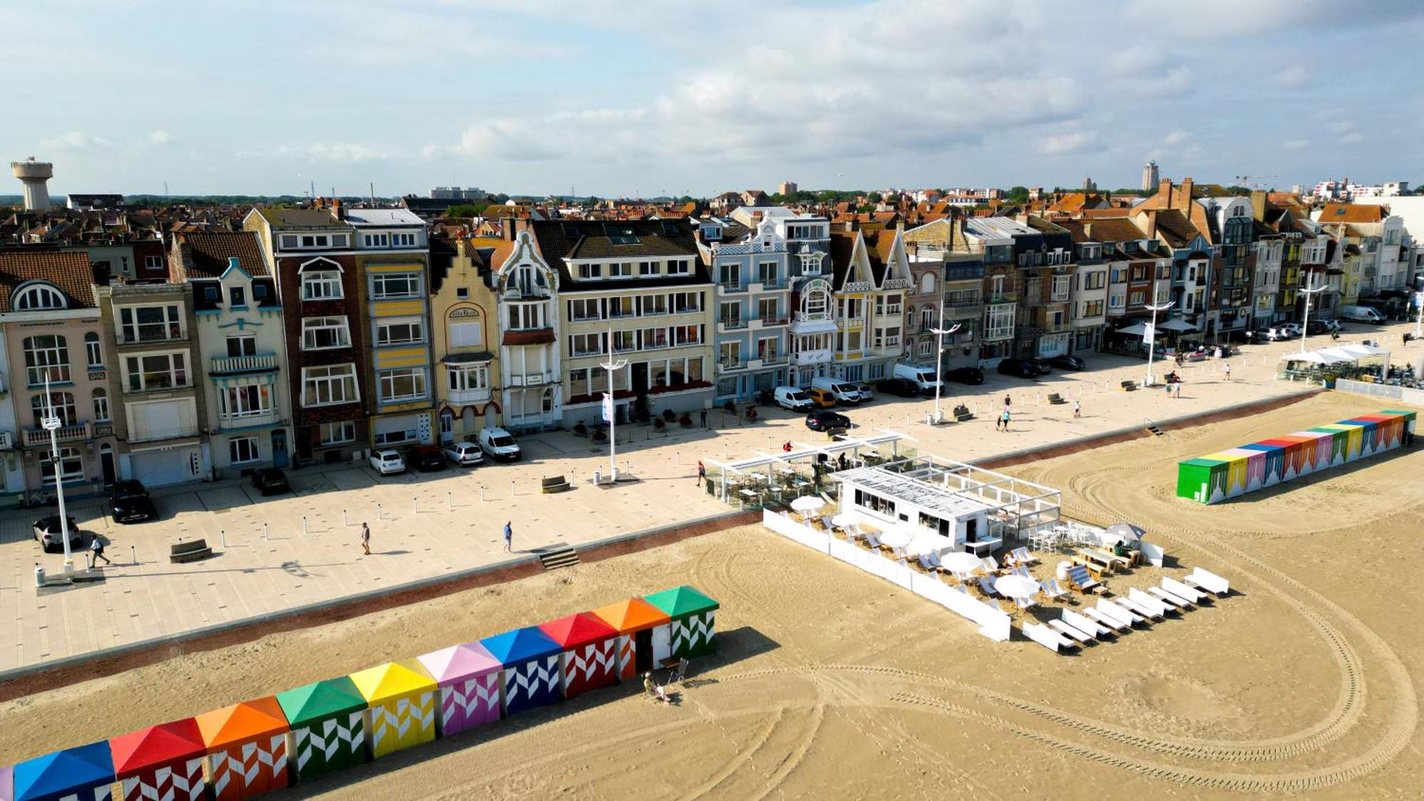 Hotel Merveilleux Cote Mer Duinkerke Buitenkant foto
