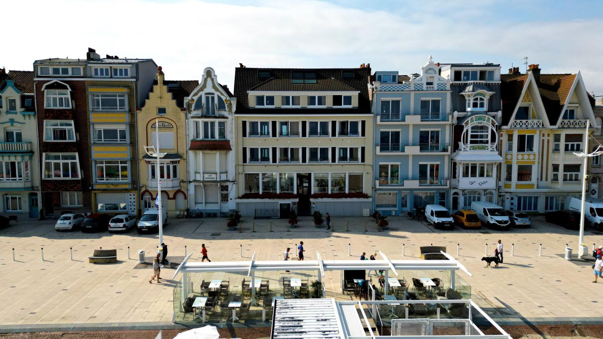 Hotel Merveilleux Cote Mer Duinkerke Buitenkant foto